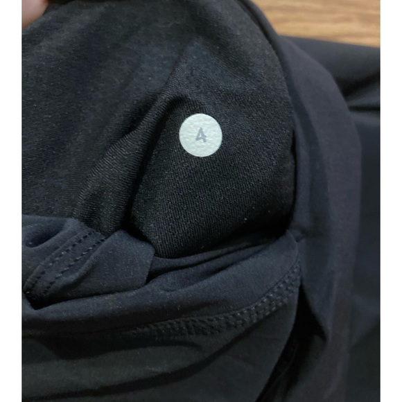 Vintage Lululemon Joggers - Picture 5 of 5